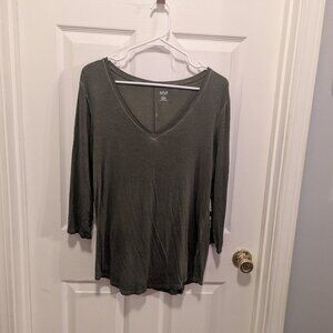 NWT ANA olive green v neck tee - L